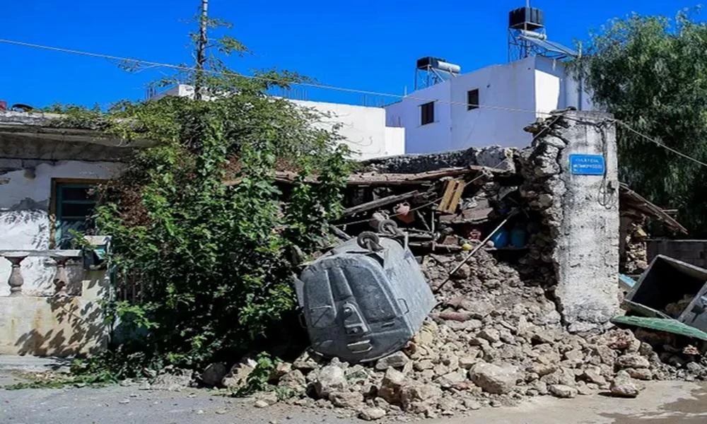 Εγκατάλειψη στα χωριά γύρω από το Αρκαλοχώρι μετά τον σεισμό